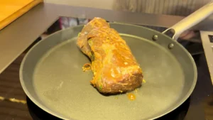 cuisson du pavé de boeuf pour le tataki