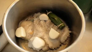 poulpe oignon bouquet garni