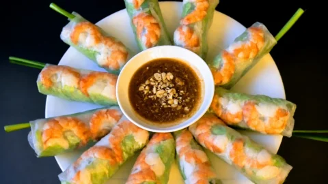 Le véritable rouleau de printemps vietnamien : fraicheur garantie pour l&rsquo;été !