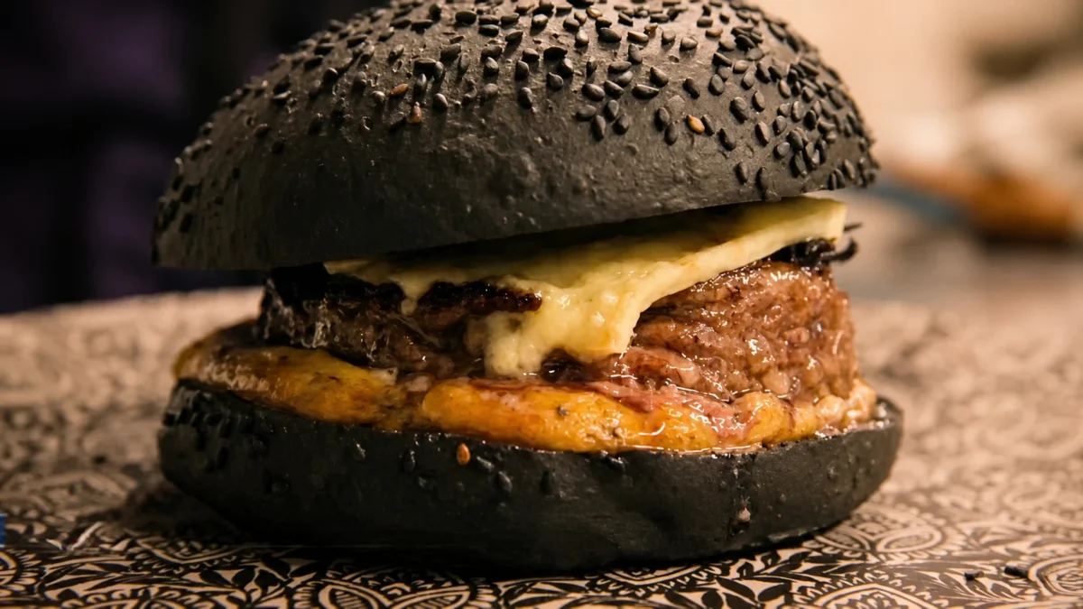Black Flambadou aveyronnais : prix du public à la coupe de France du burger !
