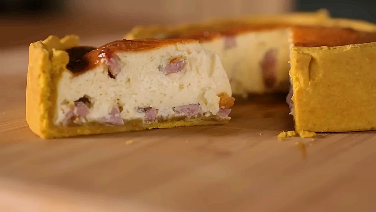 Quiche lorraine Norbert : pâte épicée au curcuma et curry de Madras