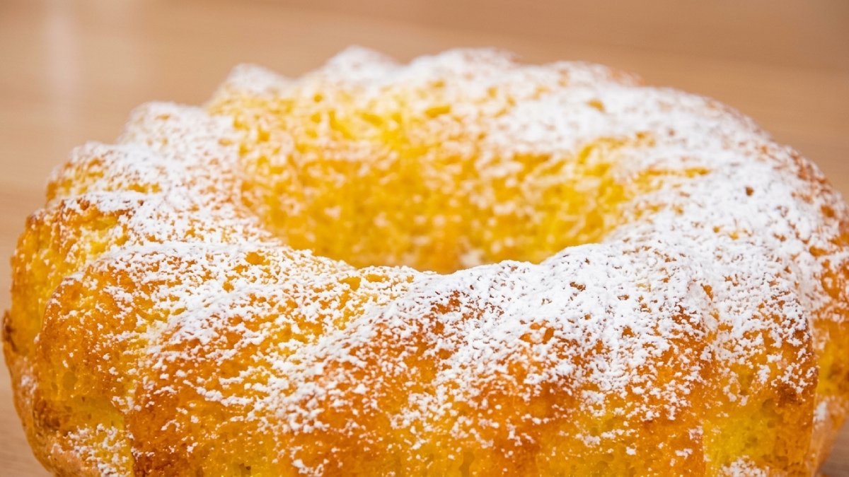 Simplicité gourmande pour ce gâteau au yaourt signé Philippe ETCHEBEST