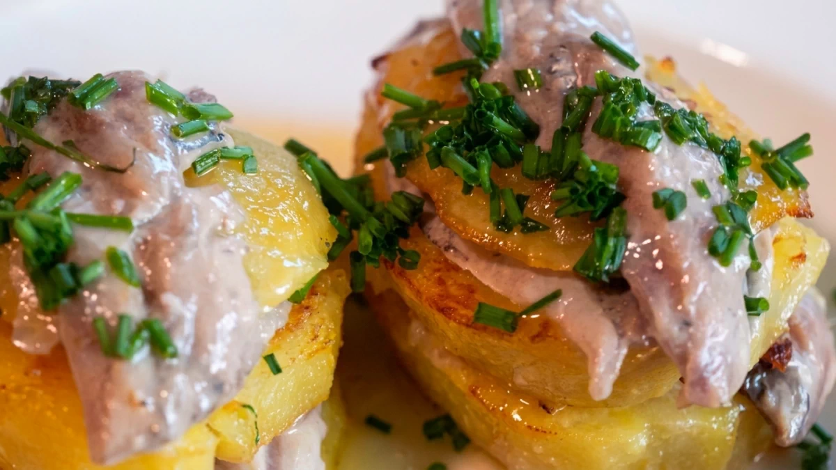 L&rsquo;incroyable millefeuille de pommes de terre et de sardines !
